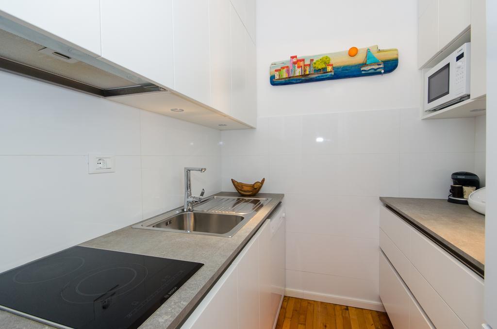 Apartment Noemi ロヴィニ エクステリア 写真