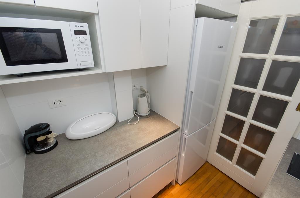 Apartment Noemi ロヴィニ エクステリア 写真